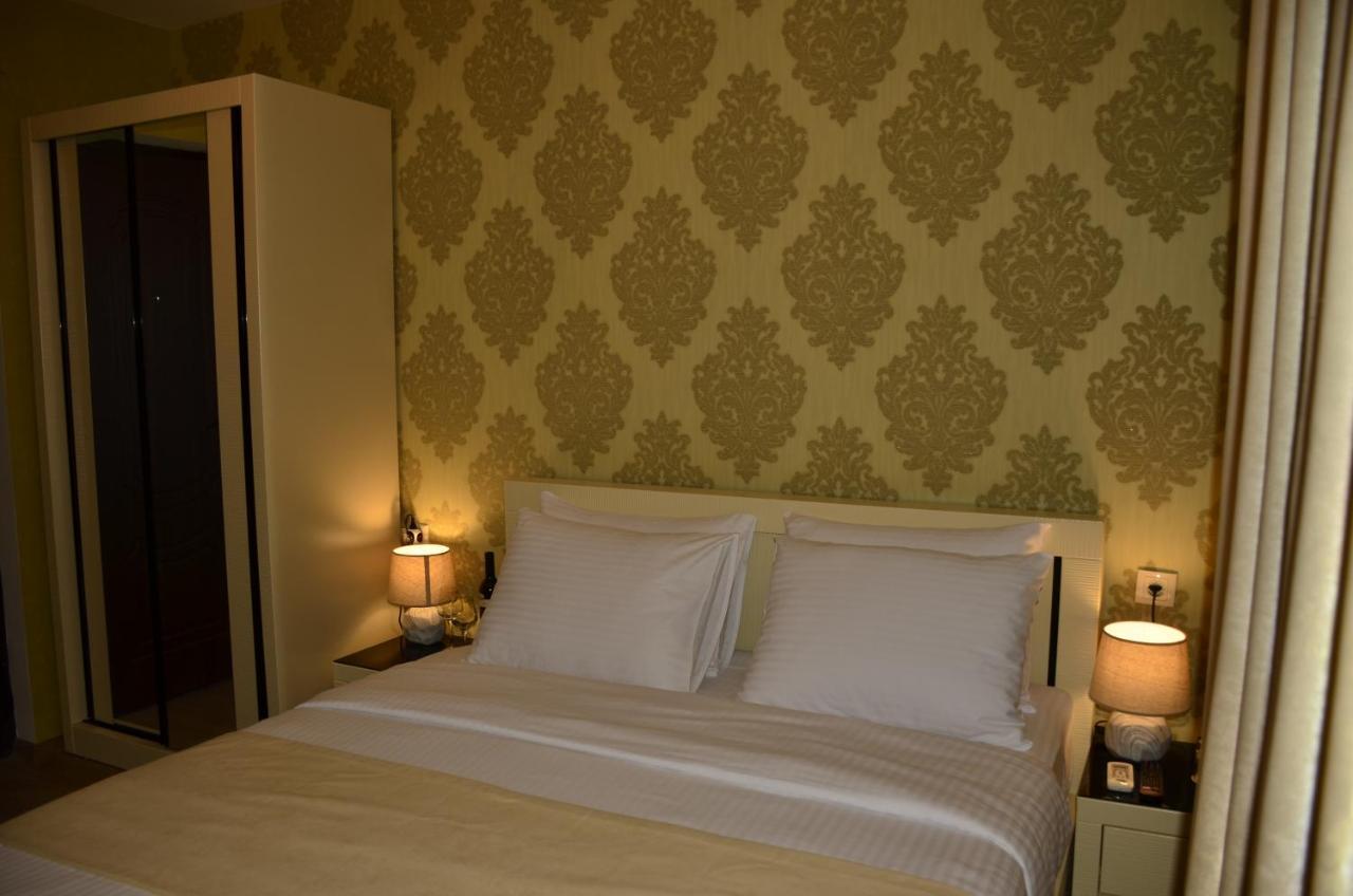 Vere Corner Hotel Tbilisi Exterior photo