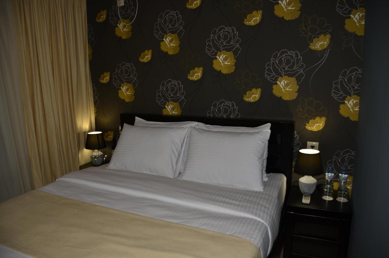 Vere Corner Hotel Tbilisi Exterior photo